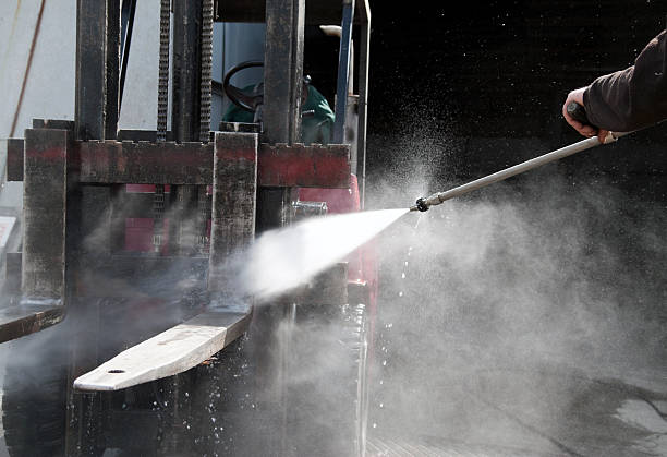  Essex Village, CT Pressure Washing Pros